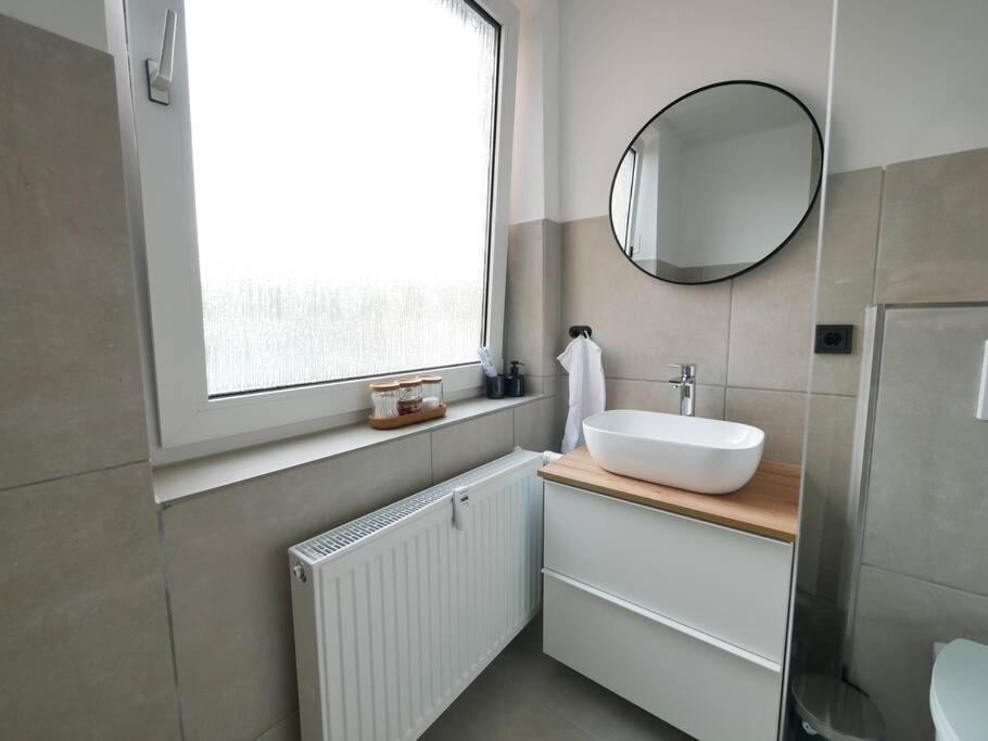 Apartamento 69 M², Zentral, Balkon, Stilvoll Osnabrück Exterior foto